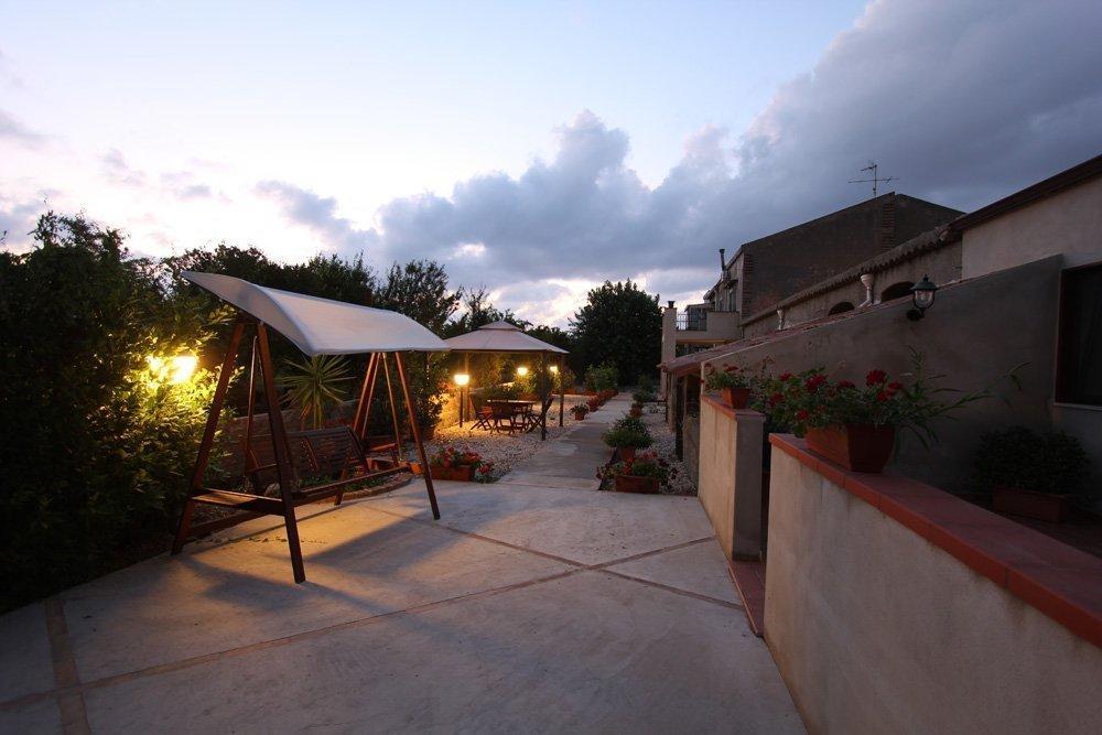 Turismo Rurale Al Benefizio Monforte San Giorgio Marina Extérieur photo